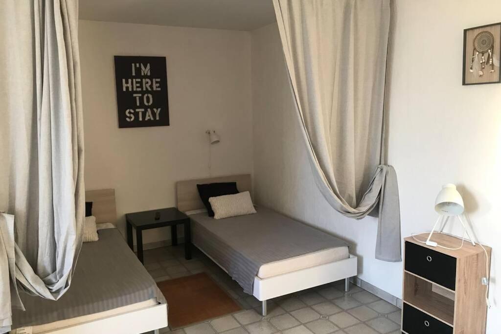 Studio Meuble Classe 2 Etoiles - 30M² Gréoux-les-Bains Екстериор снимка