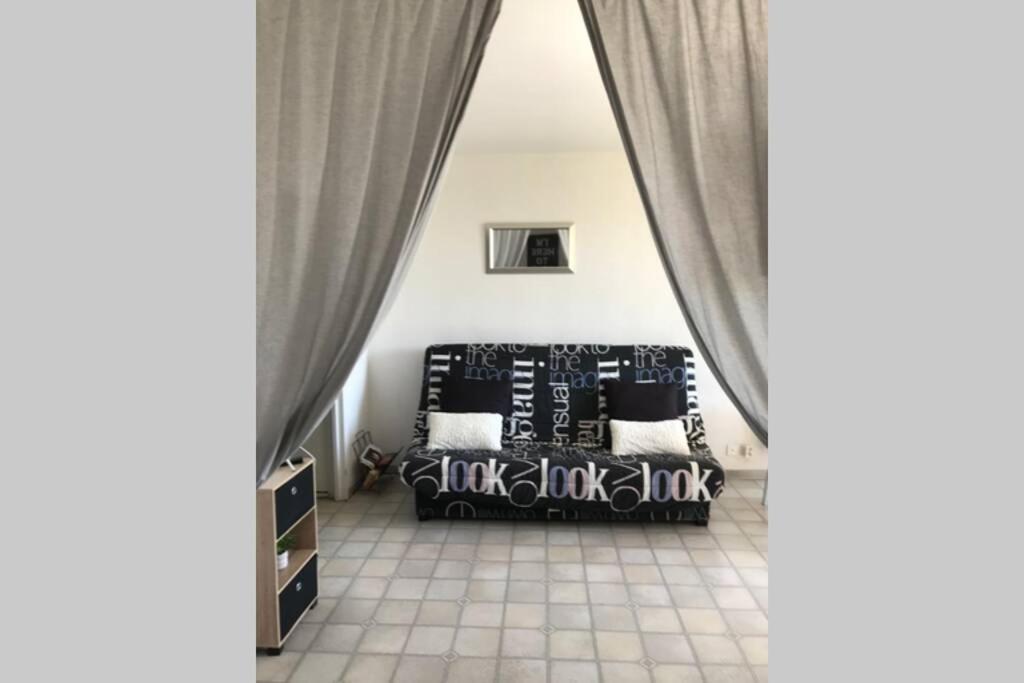 Studio Meuble Classe 2 Etoiles - 30M² Gréoux-les-Bains Екстериор снимка