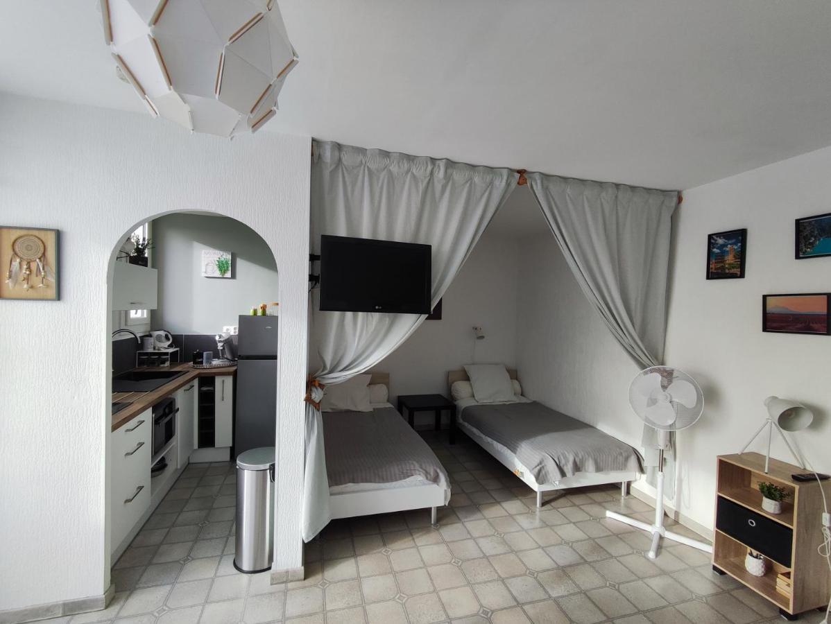 Studio Meuble Classe 2 Etoiles - 30M² Gréoux-les-Bains Екстериор снимка